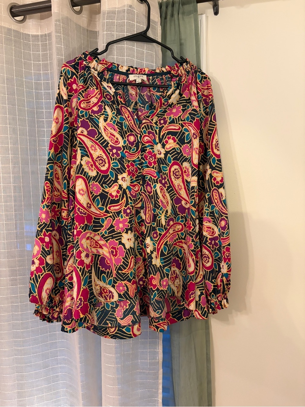 Umgee Pink Multi Paisley Floral Peasant Top